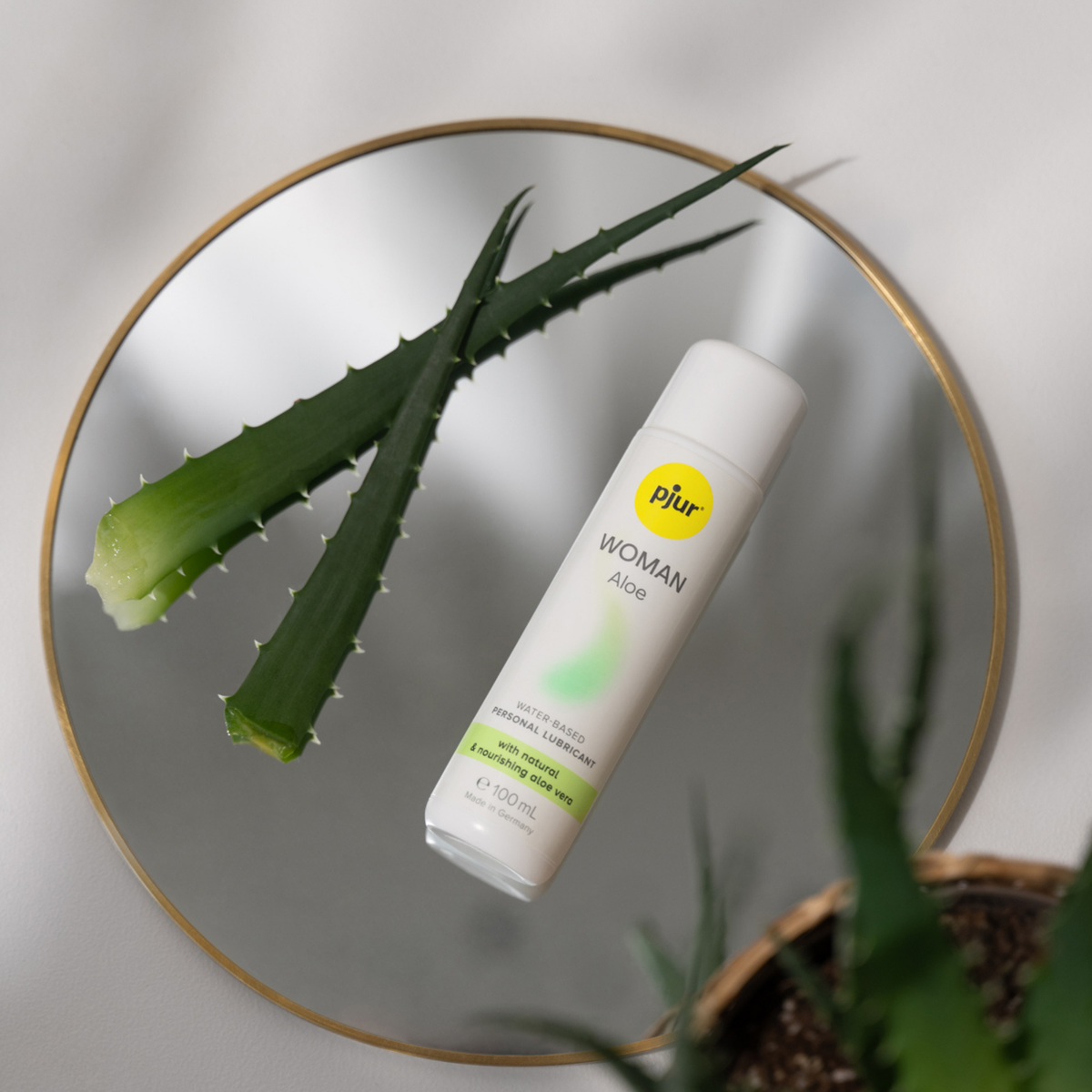 pjur WOMAN Aloe 100ml ❤️ WorldCondoms