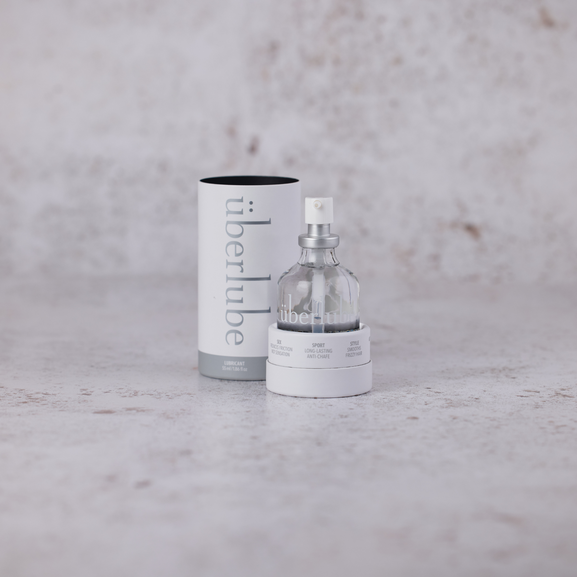 überlube premium lubricant Set of 55ml bottle + Travel Case with 15ml refill Secondary image