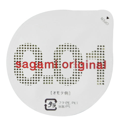An image of Sagami Original 001 individual condom in the white background. Main image